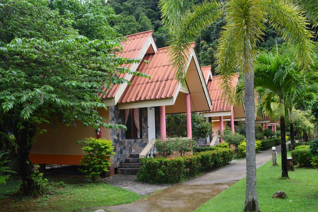 Rim Khao Resort Koh Lanta Bagian luar foto